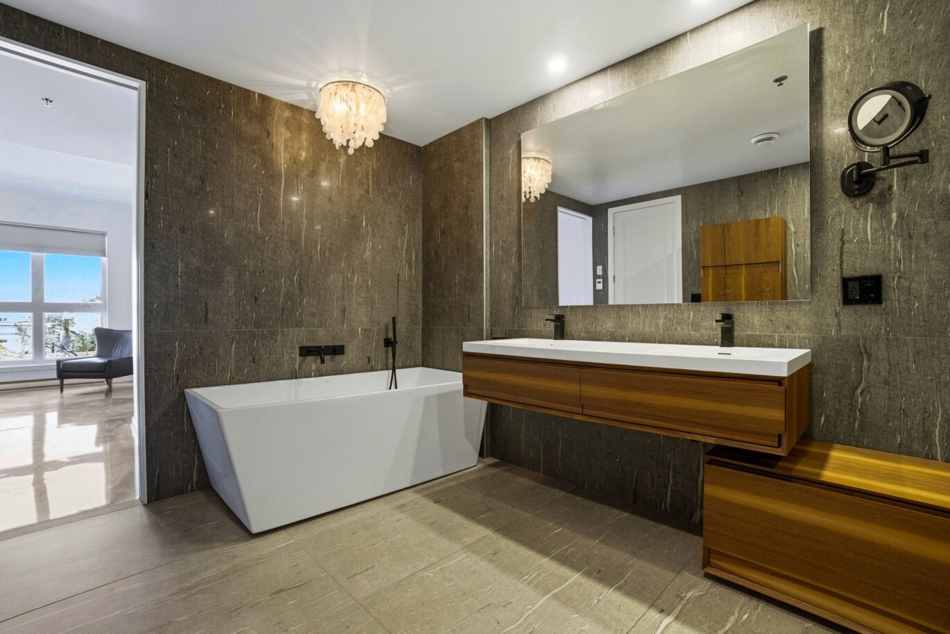 75 Av. des Pins E. #403  Montréal (Le Plateau-Mont-Royal) (Montréal)