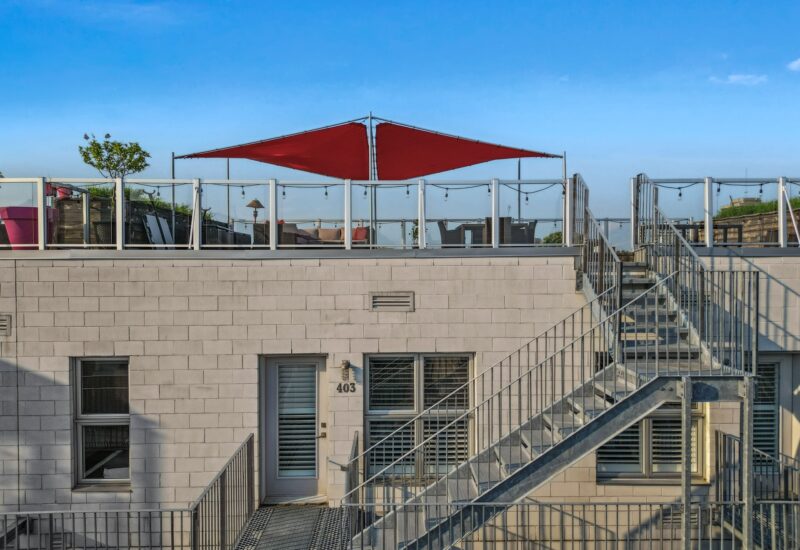 75 Av. des Pins E. #403  Montréal (Le Plateau-Mont-Royal) (Montréal)