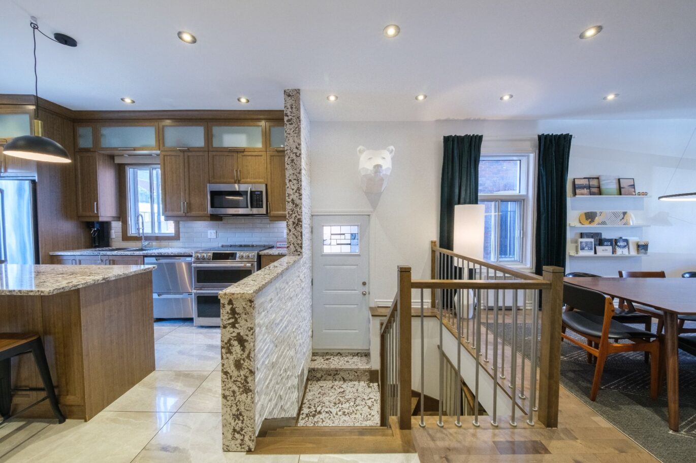 8002 Rue St-Dominique  Montréal (Villeray/Saint-Michel/Parc-Extension) (Montréal)