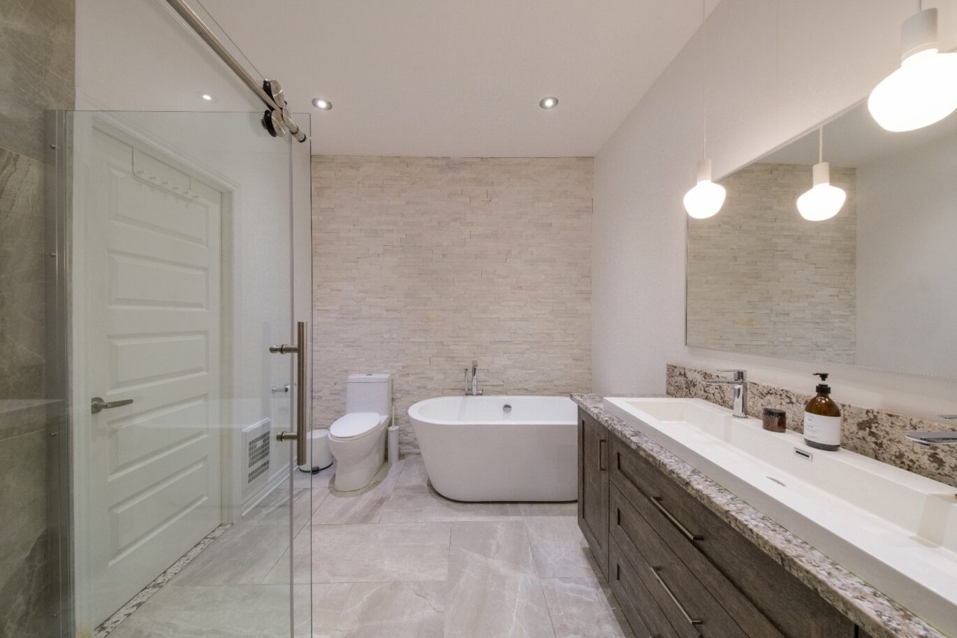 8002 Rue St-Dominique  Montréal (Villeray/Saint-Michel/Parc-Extension) (Montréal)