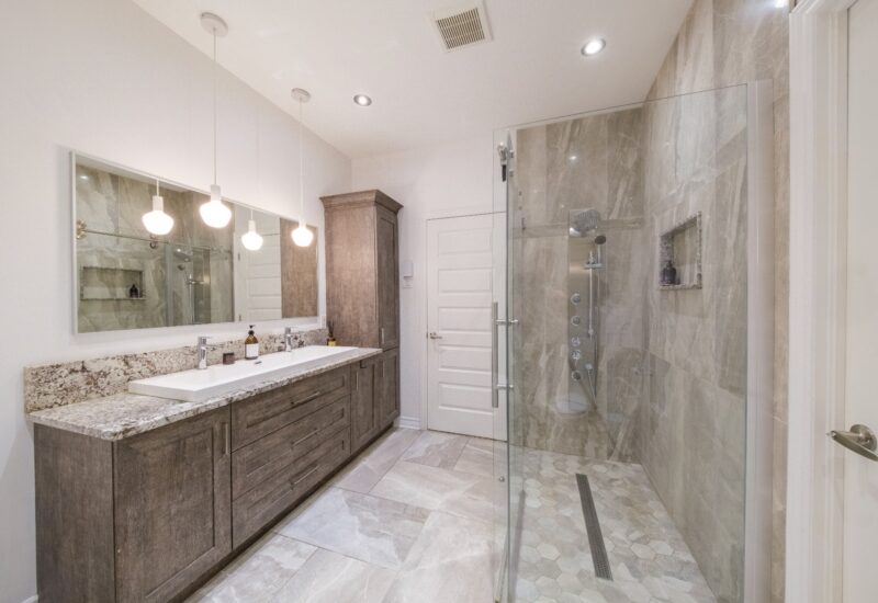 8002 Rue St-Dominique  Montréal (Villeray/Saint-Michel/Parc-Extension) (Montréal)