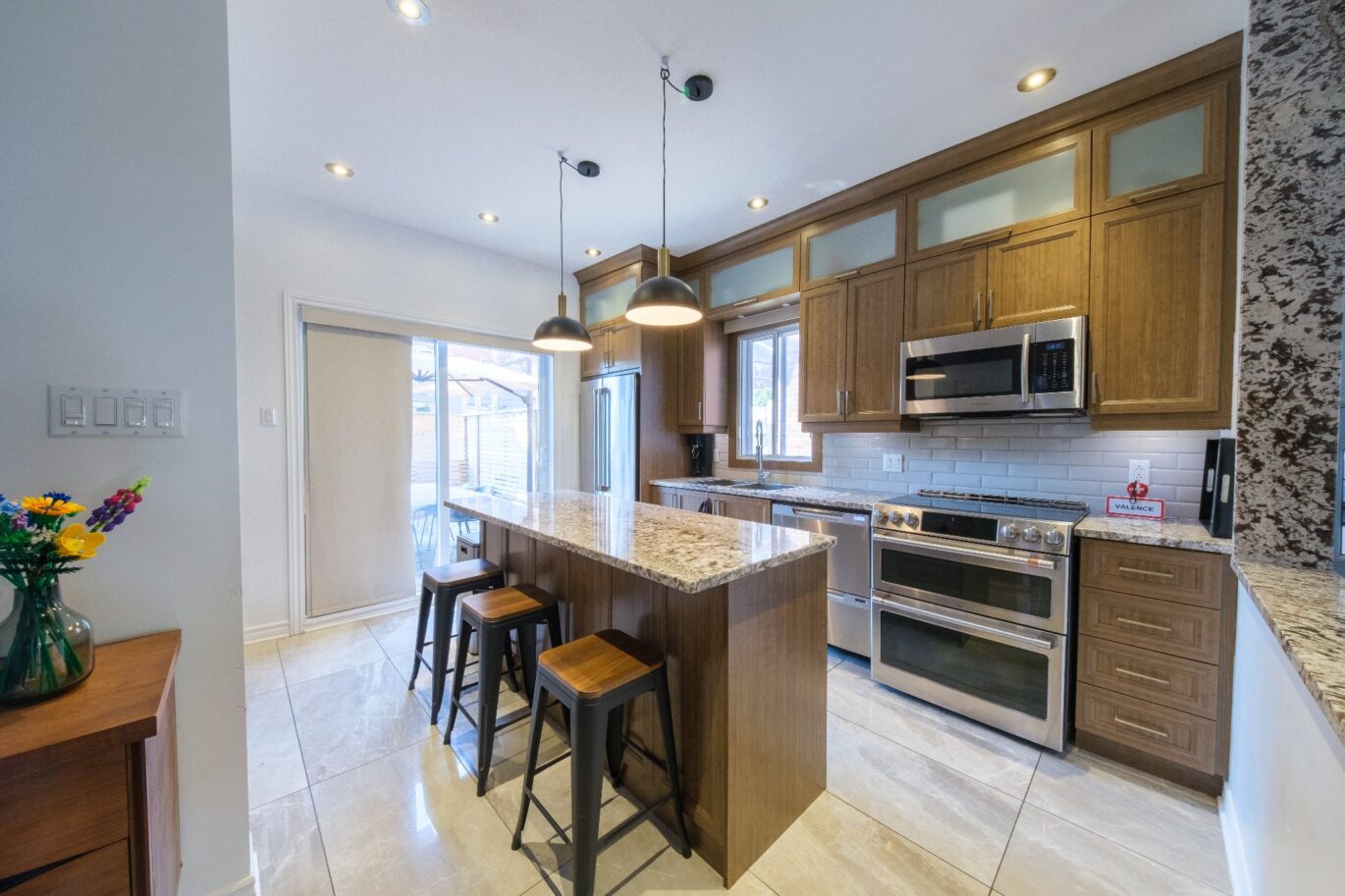 8002 Rue St-Dominique  Montréal (Villeray/Saint-Michel/Parc-Extension) (Montréal)