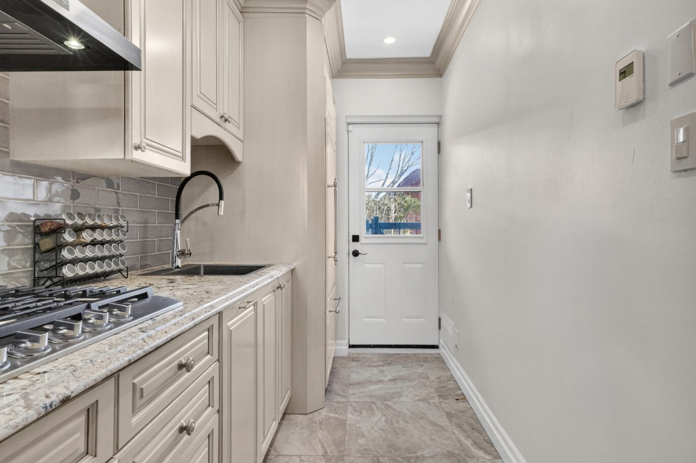 10 Rue Applewood  Hampstead (Montréal)