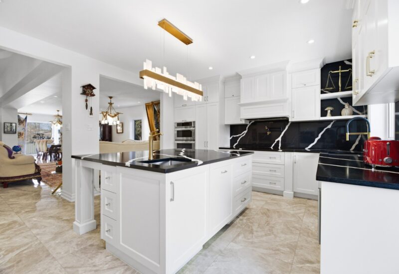 10 Rue Applewood  Hampstead (Montréal)