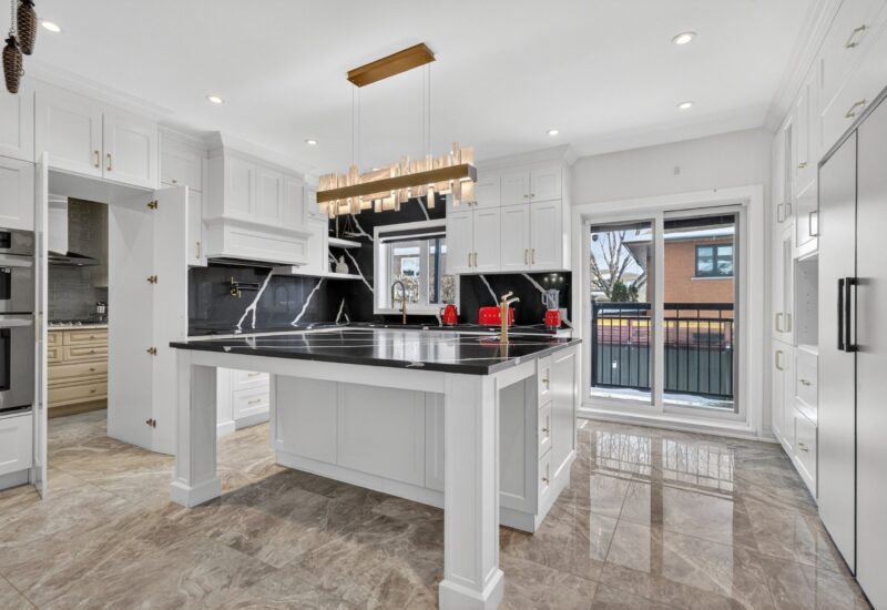 10 Rue Applewood  Hampstead (Montréal)