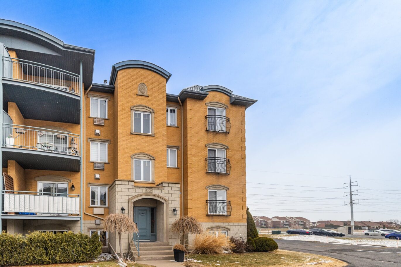 4305 Av. Colomb #201  Brossard (Montérégie)