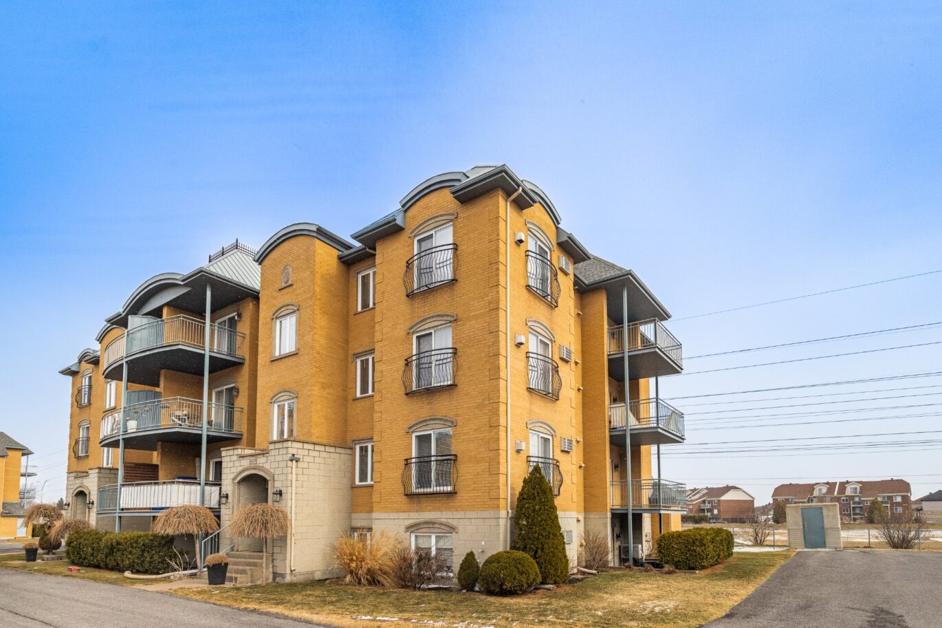 4305 Av. Colomb #201  Brossard (Montérégie)