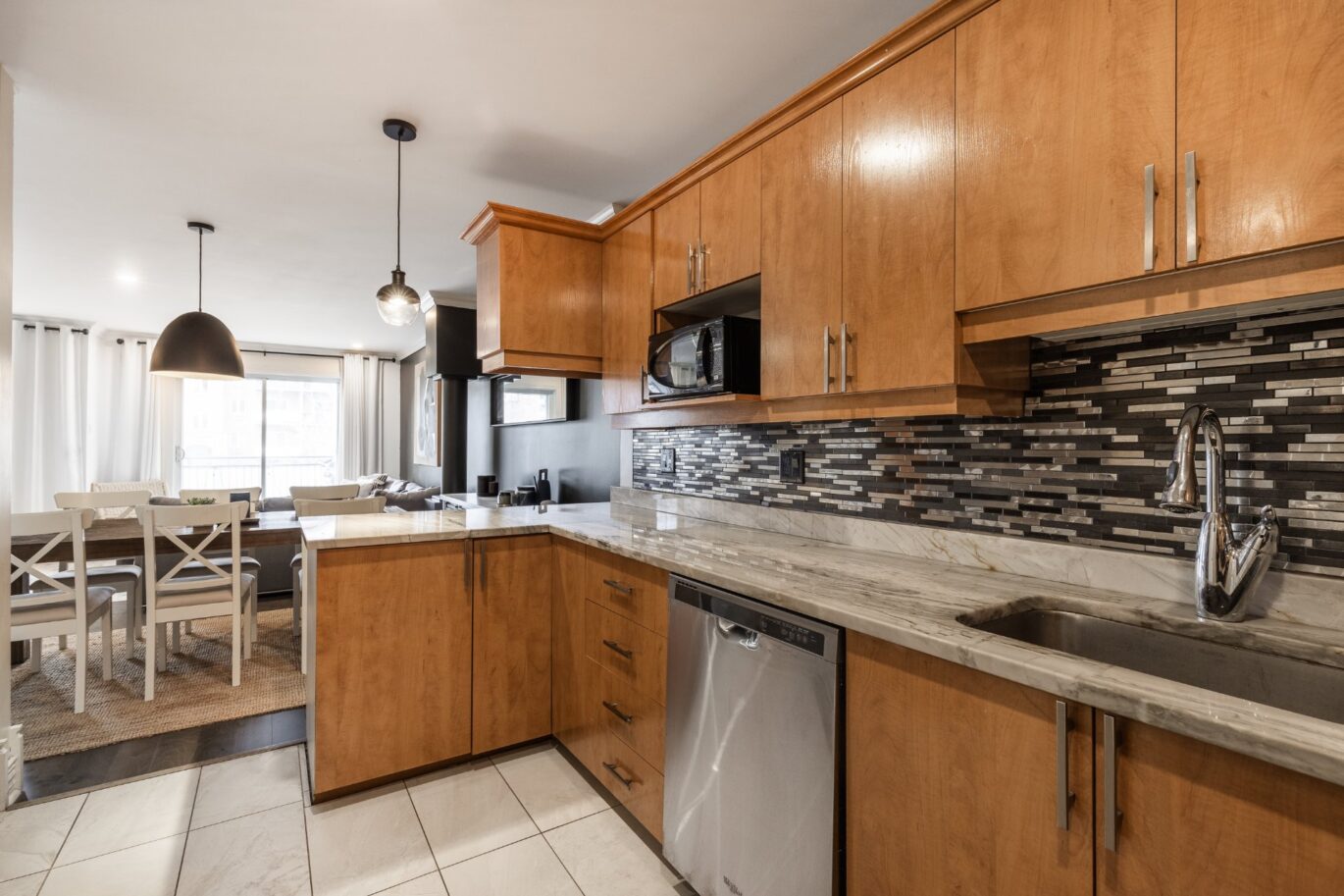 4305 Av. Colomb #201  Brossard (Montérégie)