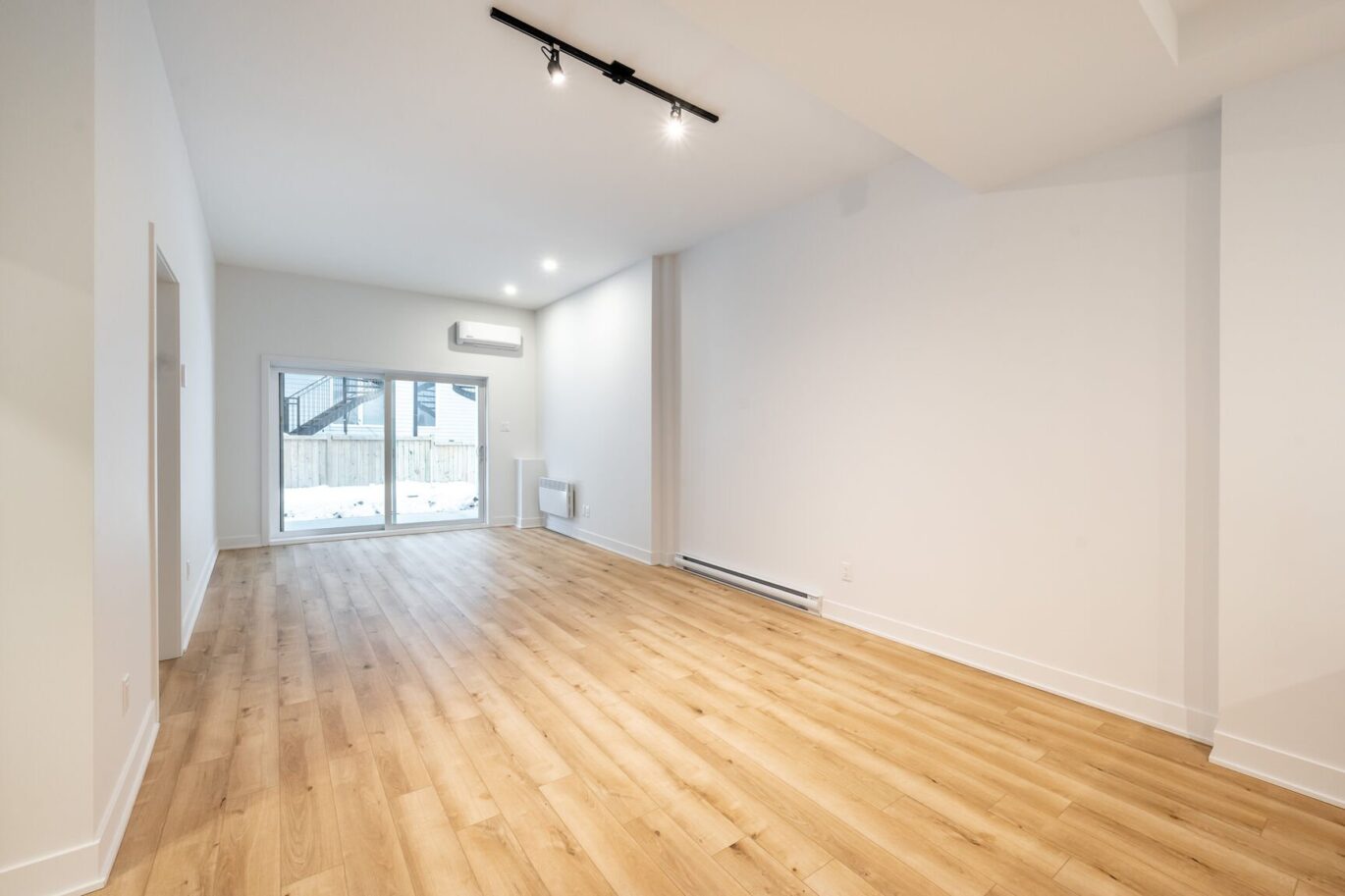 7446 Av. De Chateaubriand  Montréal (Villeray/Saint-Michel/Parc-Extension) (Montréal)