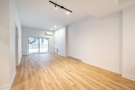 7446 Av. De Chateaubriand  Montréal (Villeray/Saint-Michel/Parc-Extension) (Montréal)