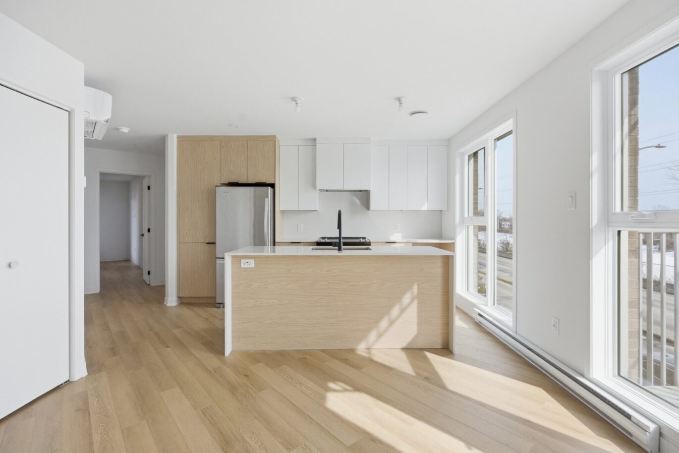 6793 Boul. De La Vérendrye  Montréal (Le Sud-Ouest) (Montréal)