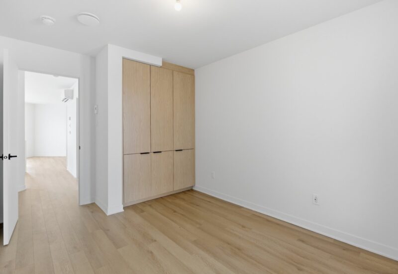 6793 Boul. De La Vérendrye  Montréal (Le Sud-Ouest) (Montréal)