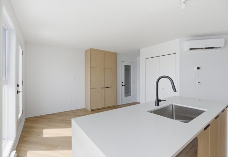 6793 Boul. De La Vérendrye  Montréal (Le Sud-Ouest) (Montréal)