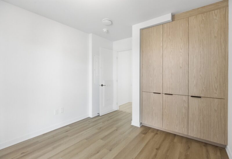 6793 Boul. De La Vérendrye  Montréal (Le Sud-Ouest) (Montréal)