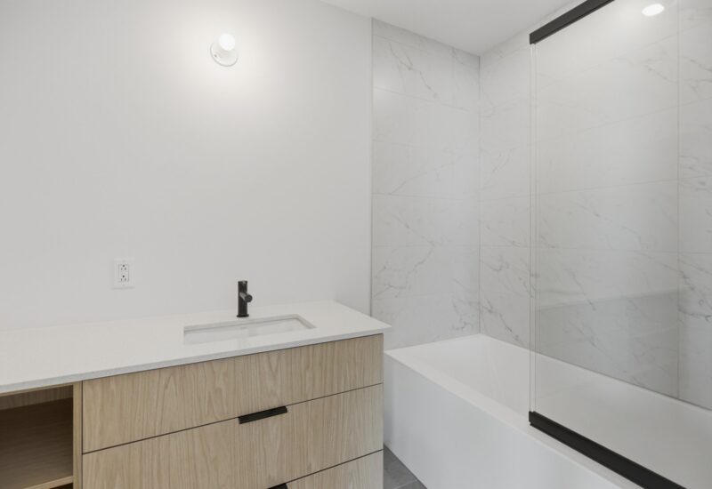 6793 Boul. De La Vérendrye  Montréal (Le Sud-Ouest) (Montréal)