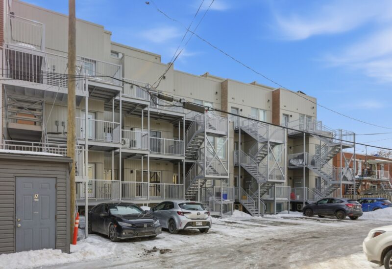 6793 Boul. De La Vérendrye  Montréal (Le Sud-Ouest) (Montréal)