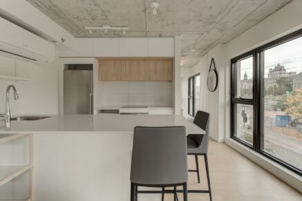 1 Av. Viger O. #306  Montréal (Ville-Marie) (Montréal)