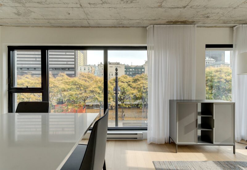 1 Av. Viger O. #306  Montréal (Ville-Marie) (Montréal)