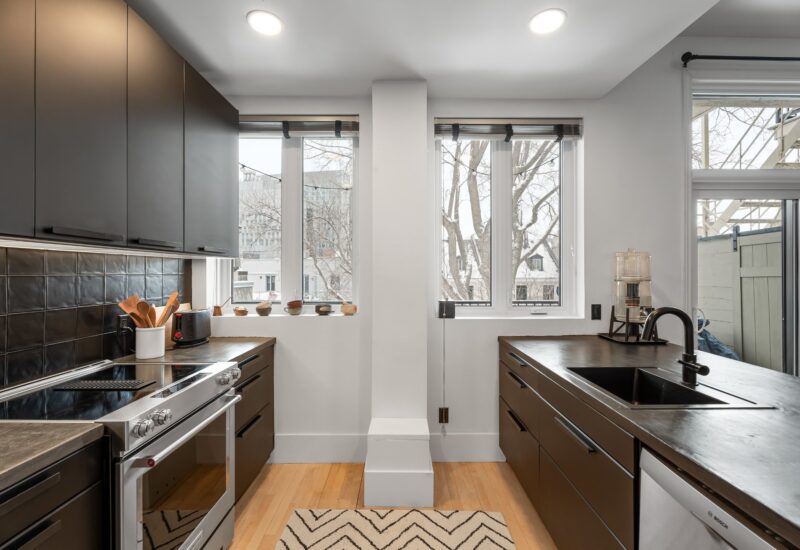 435 Rue Notre-Dame E. #3 ET 4  Montréal (Ville-Marie) (Montréal)