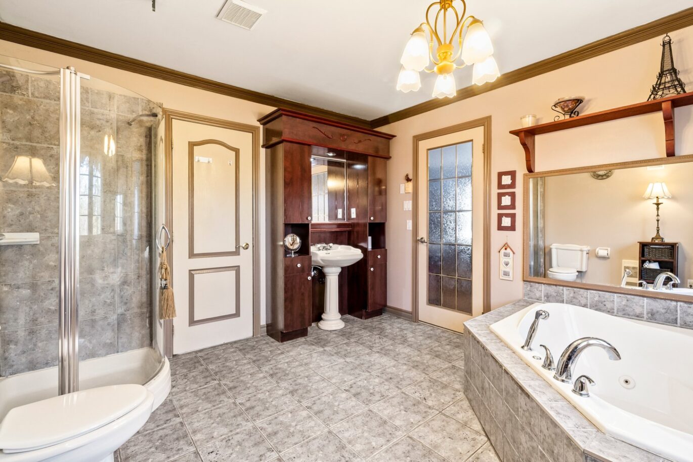 340 Ch. de Chertsey  Sainte-Marguerite-du-Lac-Masson (Laurentides)