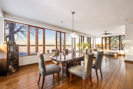 2211 Ch. du Bord-du-Lac  Montréal (L’Île-Bizard/Sainte-Geneviève) (Montréal)