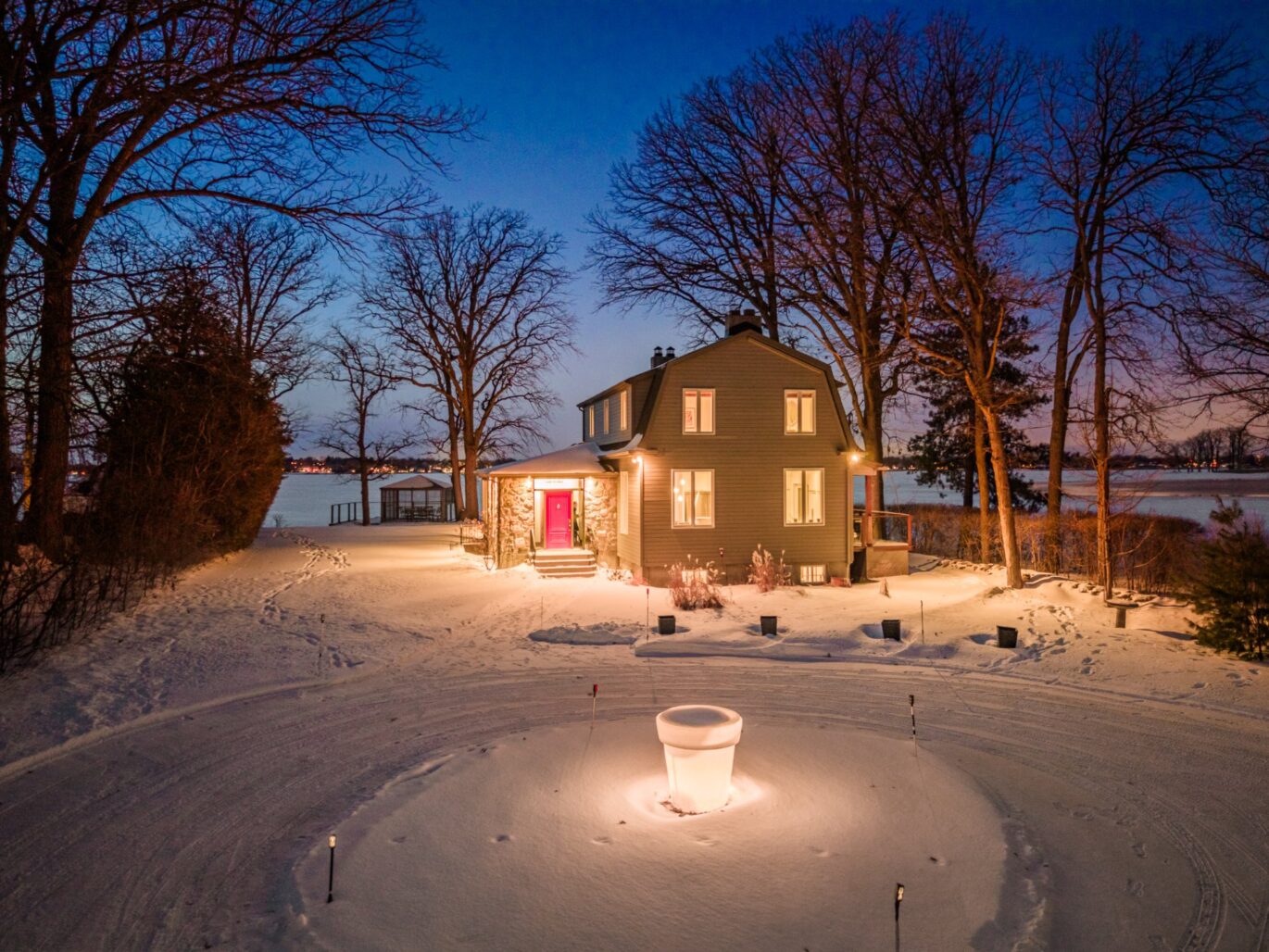 2211 Ch. du Bord-du-Lac  Montréal (L&rsquo;Île-Bizard/Sainte-Geneviève) (Montréal)