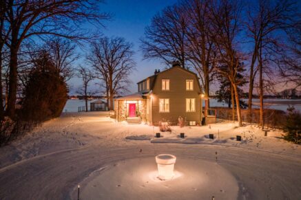 2211 Ch. du Bord-du-Lac  Montréal (L’Île-Bizard/Sainte-Geneviève) (Montréal)