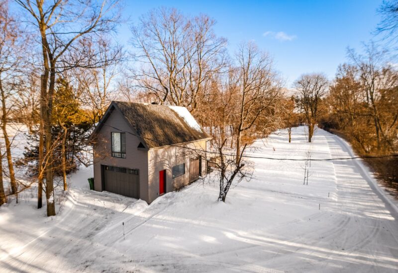 2211 Ch. du Bord-du-Lac  Montréal (L&rsquo;Île-Bizard/Sainte-Geneviève) (Montréal)