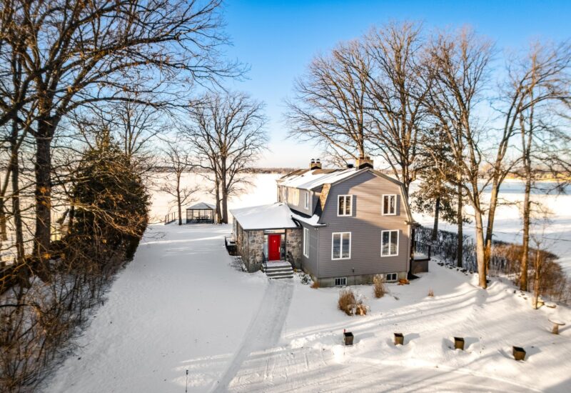 2211 Ch. du Bord-du-Lac  Montréal (L&rsquo;Île-Bizard/Sainte-Geneviève) (Montréal)