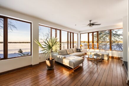 2211 Ch. du Bord-du-Lac  Montréal (L’Île-Bizard/Sainte-Geneviève) (Montréal)