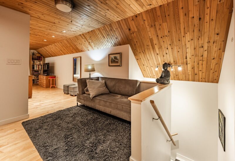 2211 Ch. du Bord-du-Lac  Montréal (L&rsquo;Île-Bizard/Sainte-Geneviève) (Montréal)