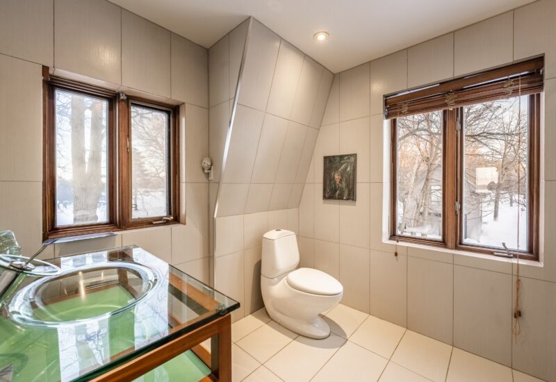 2211 Ch. du Bord-du-Lac  Montréal (L&rsquo;Île-Bizard/Sainte-Geneviève) (Montréal)