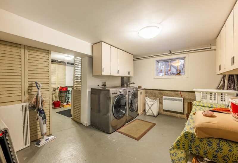 2211 Ch. du Bord-du-Lac  Montréal (L&rsquo;Île-Bizard/Sainte-Geneviève) (Montréal)