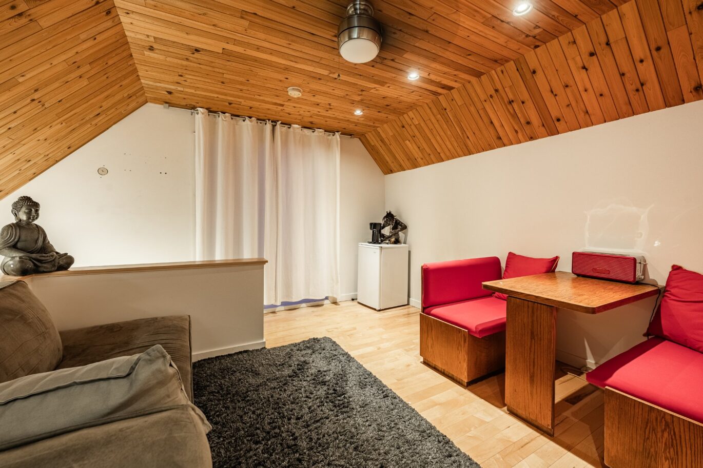 2211 Ch. du Bord-du-Lac  Montréal (L&rsquo;Île-Bizard/Sainte-Geneviève) (Montréal)