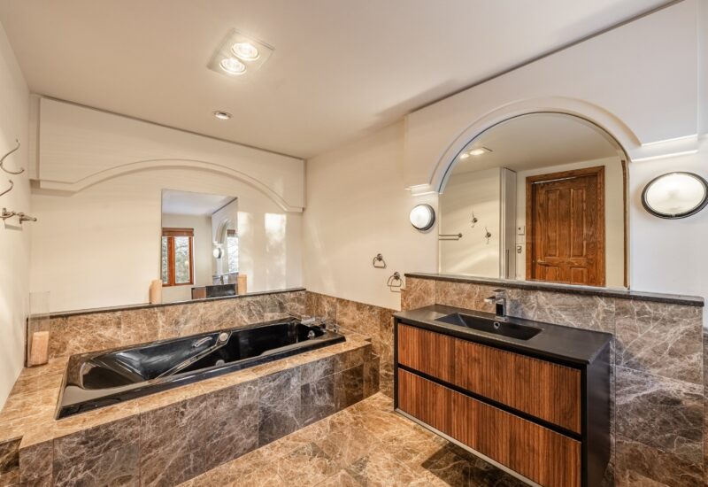 2211 Ch. du Bord-du-Lac  Montréal (L&rsquo;Île-Bizard/Sainte-Geneviève) (Montréal)