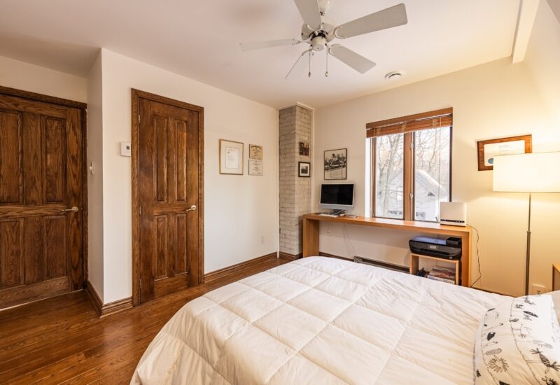 2211 Ch. du Bord-du-Lac  Montréal (L&rsquo;Île-Bizard/Sainte-Geneviève) (Montréal)