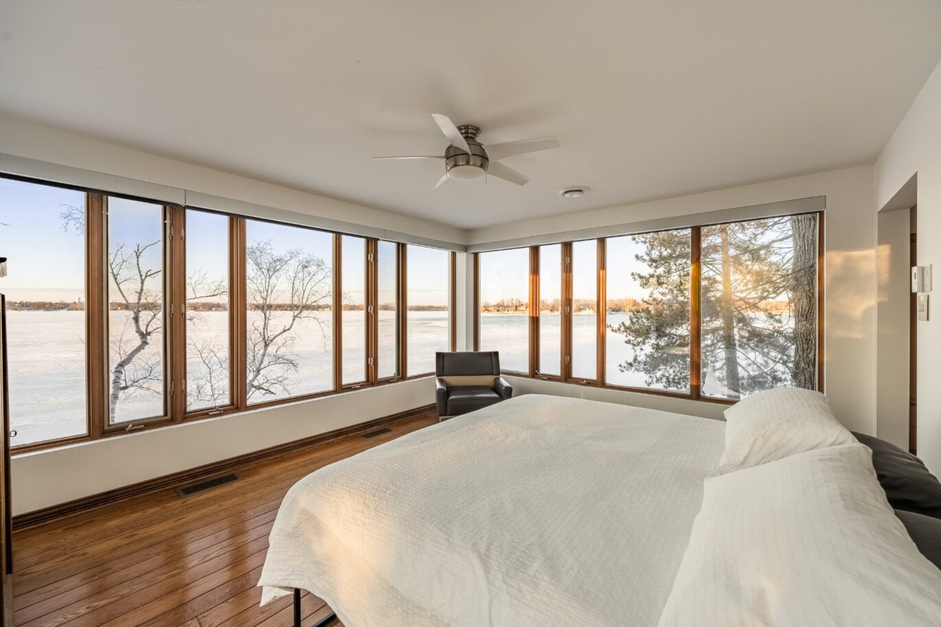 2211 Ch. du Bord-du-Lac  Montréal (L&rsquo;Île-Bizard/Sainte-Geneviève) (Montréal)