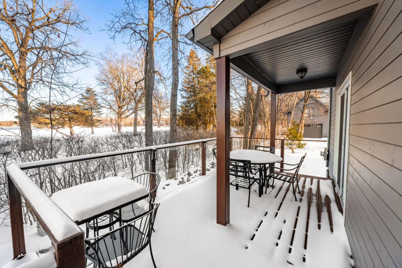 2211 Ch. du Bord-du-Lac  Montréal (L&rsquo;Île-Bizard/Sainte-Geneviève) (Montréal)