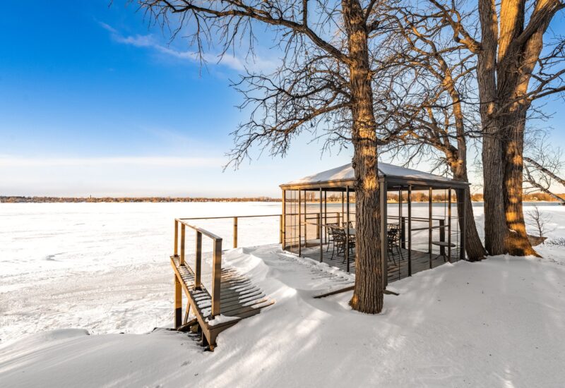 2211 Ch. du Bord-du-Lac  Montréal (L&rsquo;Île-Bizard/Sainte-Geneviève) (Montréal)