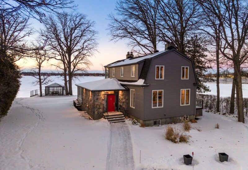 2211 Ch. du Bord-du-Lac  Montréal (L&rsquo;Île-Bizard/Sainte-Geneviève) (Montréal)