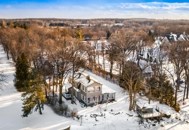 2211 Ch. du Bord-du-Lac  Montréal (L&rsquo;Île-Bizard/Sainte-Geneviève) (Montréal)