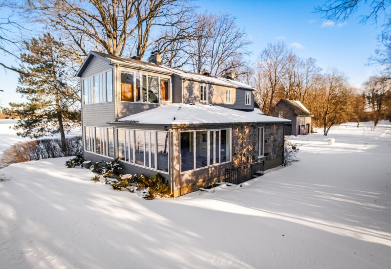 2211 Ch. du Bord-du-Lac  Montréal (L&rsquo;Île-Bizard/Sainte-Geneviève) (Montréal)