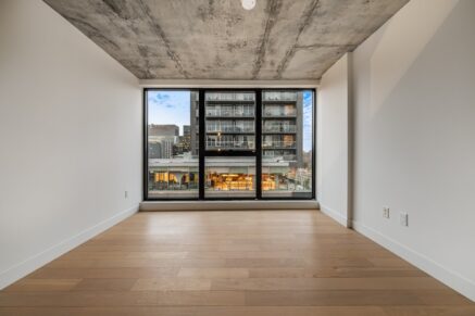 1 Av. Viger O. #813  Montréal (Ville-Marie) (Montréal)