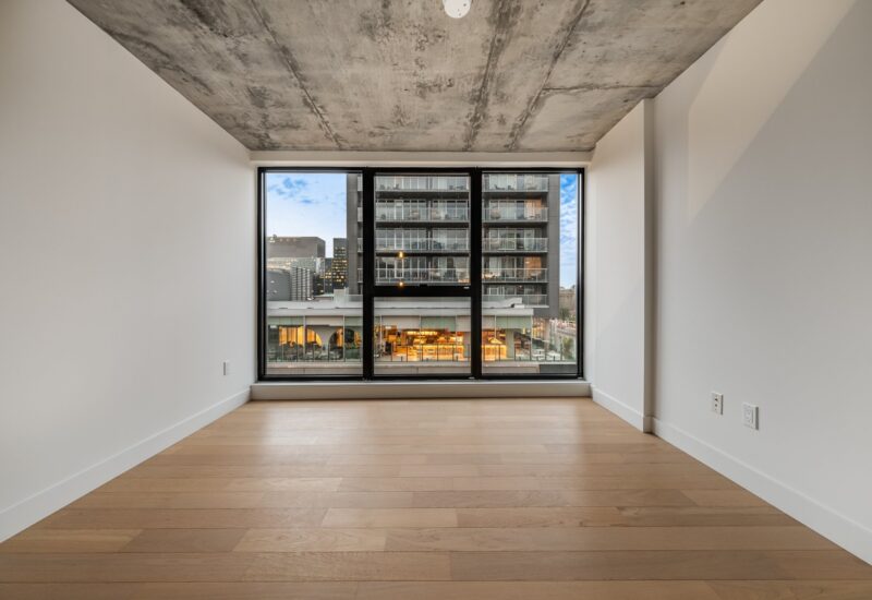 1 Av. Viger O. #813  Montréal (Ville-Marie) (Montréal)