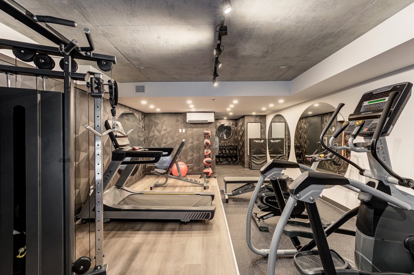 1 Av. Viger O. #813  Montréal (Ville-Marie) (Montréal)