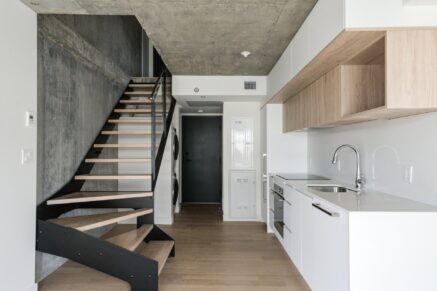 1 Av. Viger O. #813  Montréal (Ville-Marie) (Montréal)