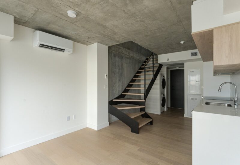 1 Av. Viger O. #813  Montréal (Ville-Marie) (Montréal)