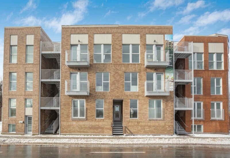 6785 Boul. De La Vérendrye  Montréal (Le Sud-Ouest) (Montréal)