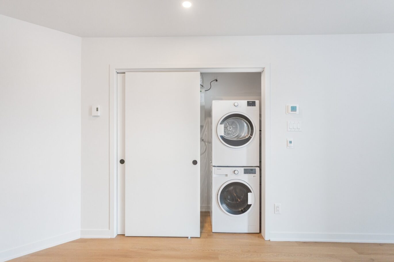 6785 Boul. De La Vérendrye  Montréal (Le Sud-Ouest) (Montréal)