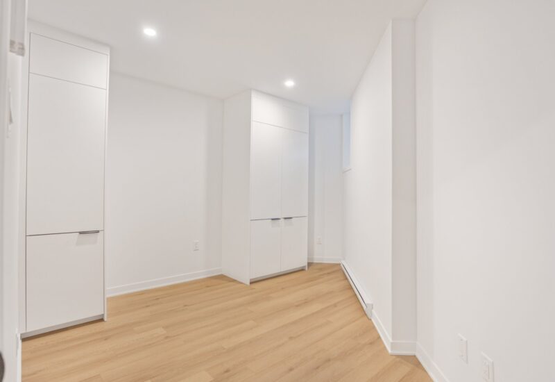 6785 Boul. De La Vérendrye  Montréal (Le Sud-Ouest) (Montréal)